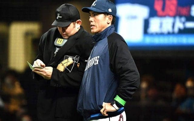 なぜ、松井新監督はルーキー守護神を投入？　専門家が「間違いじゃない」と断言する訳