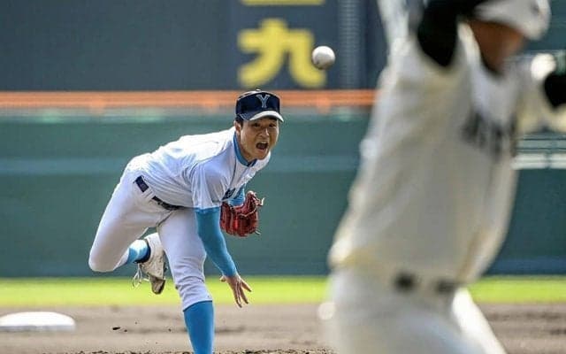 【高校野球】山梨学院が春夏通じて県勢初優勝　5回に猛攻7得点で逆転…報徳学園下す