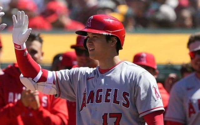 【MLB】大谷翔平は「どんな場面でもキュート」　塁上で“歓喜のフリフリ”が「感情をあらわに」