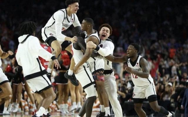 白熱のファイナル4…サンディエゴ州立大とコネチカット大がNCAAトーナメント決勝へ