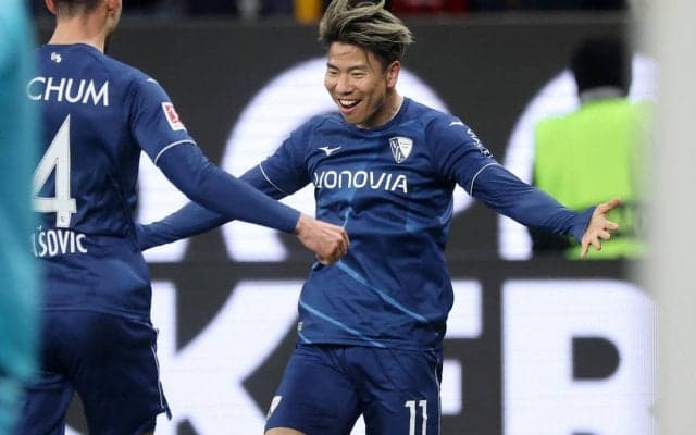 「ビジュ良すぎ」「イケメンすぎて目玉取れそう」今季2点目を決めた浅野拓磨、デニムコーデがオシャレだと称賛の嵐「めっちゃオシャレ」