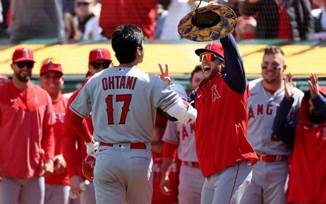 【MLB】「容赦なく相手に攻撃」と大谷翔平、マイク・トラウトのアベック弾にネビン監督ご満悦