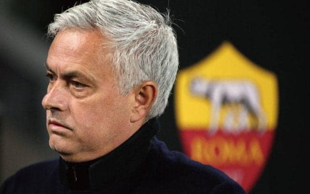 ローマとの契約は来季まで…モウリーニョ監督が去就にヒント？  「契約が重要とは限らない」