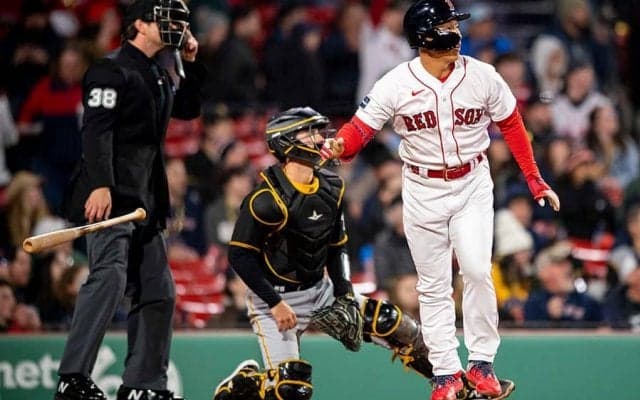 【MLB】吉田正尚を指揮官絶賛「いい打者」　超巨大フェンス越え1号に確信「逆方向に打てる」