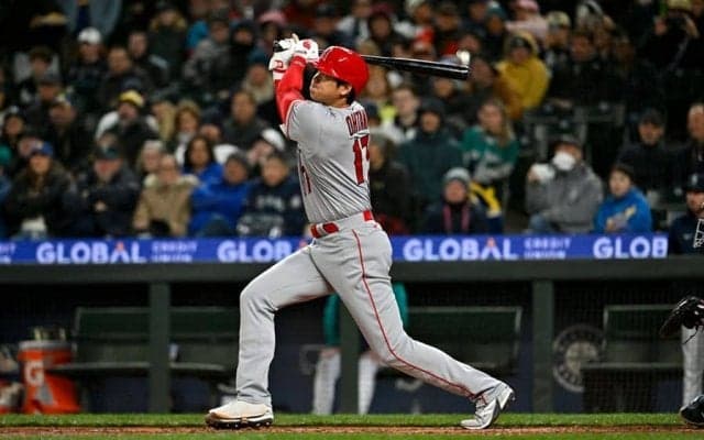 【MLB】大谷翔平のHRキャッチの張本人は「ただの聖人」　少年想いの善行にファン感激