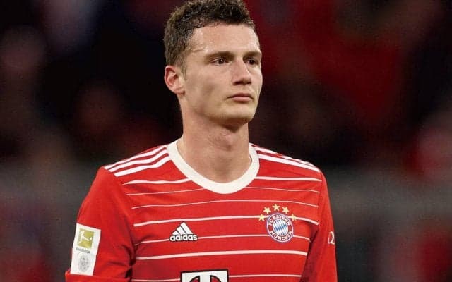 パヴァールにシティら強豪3クラブが関心、CB起用の希望を公言もトゥヘル監督初陣では…