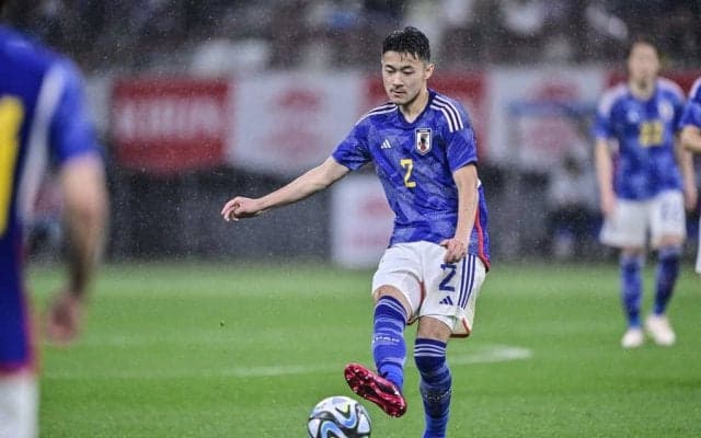 「ウルグアイ戦とコロンビア戦」日本代表の攻撃が機能しなかった理由【日本代表へとつながる「SBの扱い方」】(3)