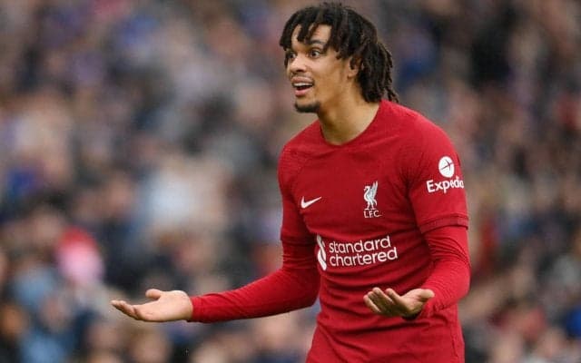 リバプールDFアレクサンダー＝アーノルドは筋肉をつけすぎた？元英代表が指摘「機動力に支障をきたすことがある」