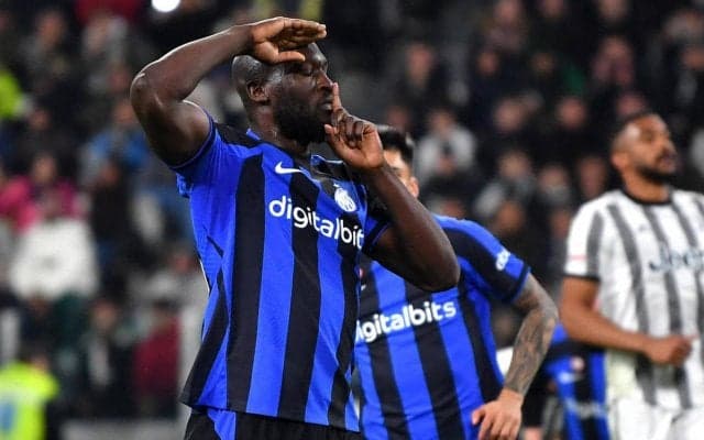 人種差別受けたルカクがまさかの退場、不可解判定に「人種差別、クソくらえ」、マネジメント会社も声明