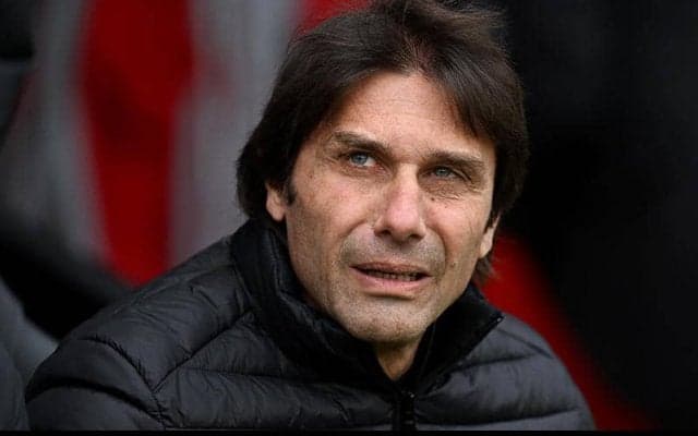 チェルシーがアントニオ・コンテの再招へいを検討？　来週にも直接会談か