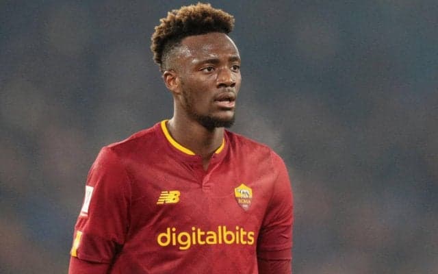 エイブラハムは不要！  アグボンラホール氏が古巣ビラに提言 「ワトキンスのほうがいい」