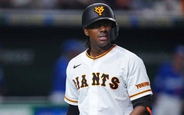 巨人ブリンソンがまさかのボーンヘッド　走塁で大ミス…好機が一転併殺でチェンジ