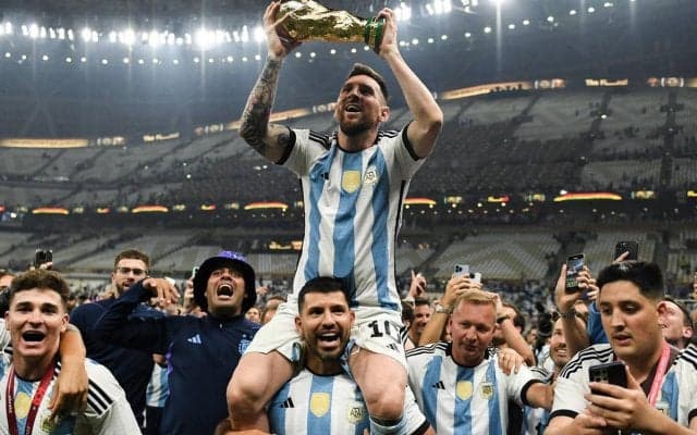 メッシの親友・アグエロはC・ロナウドが嫌い？スーパーゴールの数々を「運」「GKのせい」と一蹴