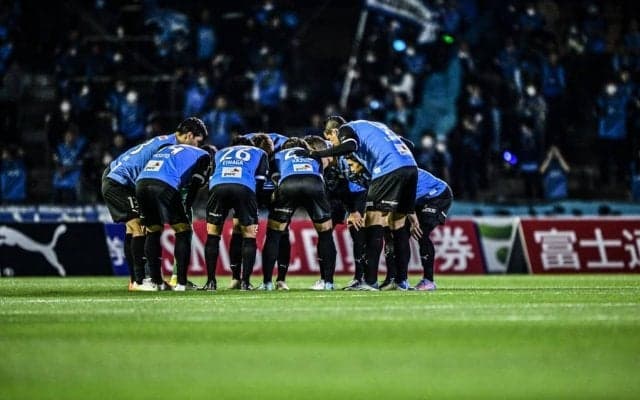 川崎サポーターが地域密着求め浦和戦後に「3つの横断幕」で意思表示…新型コロナの５類移行を目前としたタイミングで考え伝える