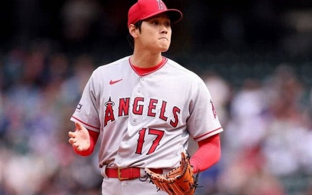 遅すぎても、早すぎてもダメ？！投手・大谷が受けたピッチクロック違反の驚きの中身