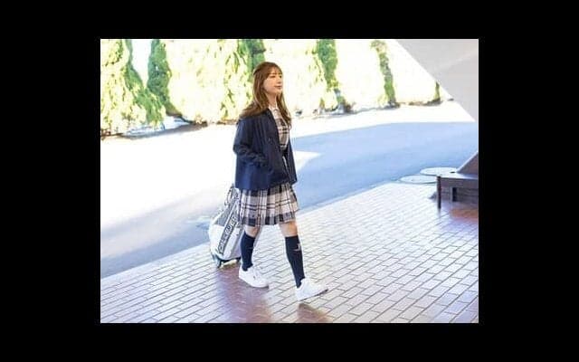 雪平莉左がラウンド前のルーティンを紹介 可愛いウエアに着替え→ストレッチ→練習場…「ゴルフを気持ちよくプレーするために大事」