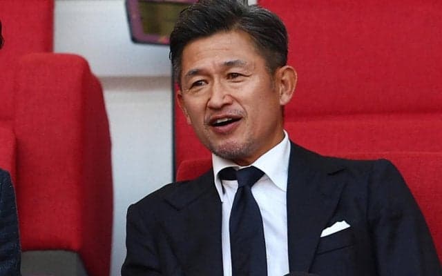 キングカズからキスのサプライズ!? なでしこジャパンを激励、W杯優勝でプレゼントの約束も