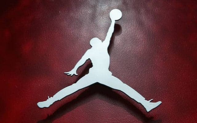 脚本家が語る、ナイキとジョーダンの契約を描いた映画『AIR/エア』に込めた想い