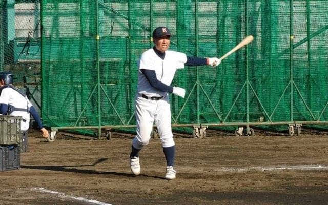 指導者も成長する高校野球のリーグ戦　選手に謝り、方針を見直した静岡の名門校監督