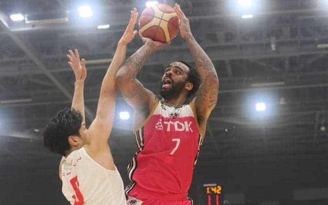 秋田がホームでの連敗阻止…終盤A東京の猛追を振り切る