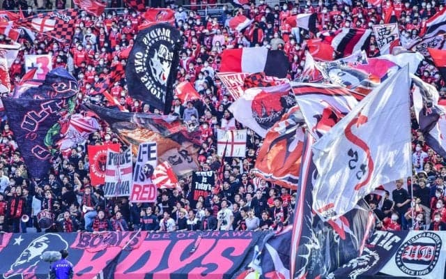 「すっかり、サッカー女子だね」NGT48の元人気メンバーが浦和戦の「ユニフォーム着用観戦姿」と、まさかの“クラブ愛動画”も公開！ ファンは「手伝うタレントは初めて見た」と驚きの声