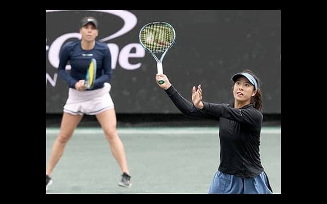 柴原瑛菜ペア 接戦の末に準優勝