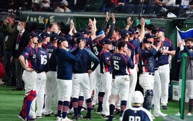 チェコと日本の“絆”に「胸がいっぱい」　代表主将が感激の出会い「私のヒーロー」