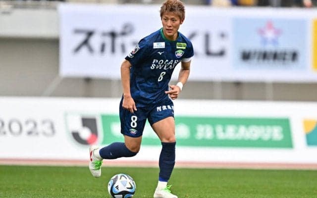 「ハーランドじゃん」「悟っとる」今季初ゴールを決めた徳島FW柿谷のゴールパフォーマンス画像が話題「待ち受けにします」