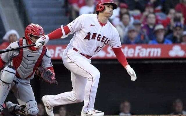 連敗のエンゼルス指揮官が”守乱”に苦言！米メディアも「投手と守備の不調」と厳しい評価