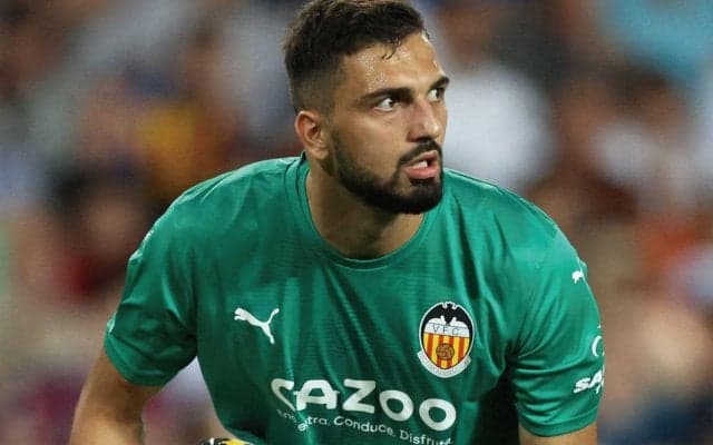 ジョージア代表の22歳GKママルダシュヴィリに各国強豪が関心！ 代理人はユナイテッドらと会談