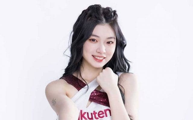魅惑の目元に透き通る肌…18歳の新星出現　目指す“天使チア”は「本当にきれい」