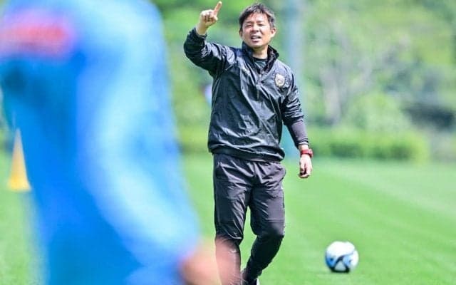 川崎・鬼木監督が名古屋戦でのDFの選手選考について、「誰がこのゲームにスタートで出た方が主導権を取れるか」と説明。勝利に向け「思い切りの良さは必要」と意気込む