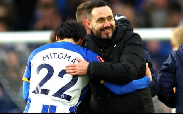 「『イエス、イエス。わかりました』って…」　ブライトン指揮官、三笘薫との会話で残留確認？