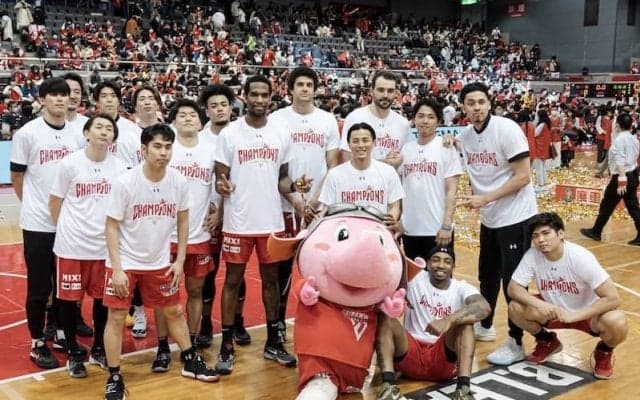 千葉Jが2年連続4回目の東地区優勝を果たす…スミスとローが躍動して北海道に快勝