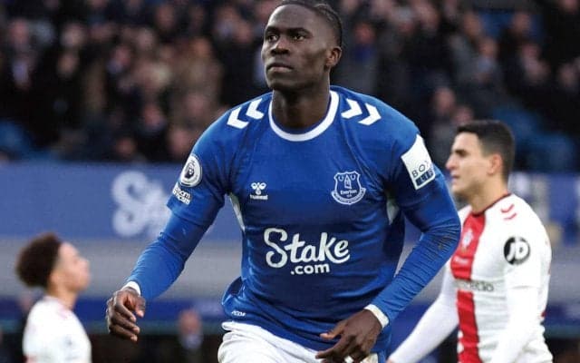 財政難エバートン、アーセナルら関心の21歳オナナを売却へ… リシャルリソン超えの破格オファーを期待か