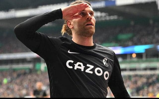 堂安フル出場のフライブルクがホーラー&サライの1G1Aで逆転勝利、CL出場権争いに食らいつく《ブンデスリーガ》