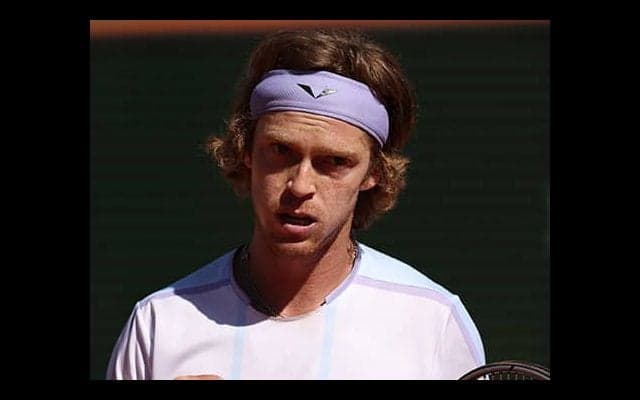  ルブレフ 悲願のMS初制覇 