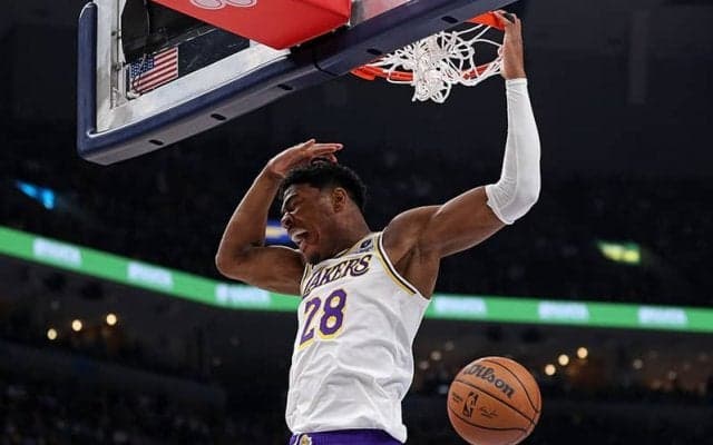 八村塁躍動のレイカーズが初戦を制す…球団記録に並ぶ29得点の大暴れ、第2戦は20日8時30分から