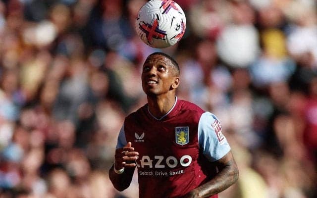 元ユナイテッドのアシュリー・ヤング、ビラと契約延長も？ 衰え知らずの37歳は今季も15試合でフル出場