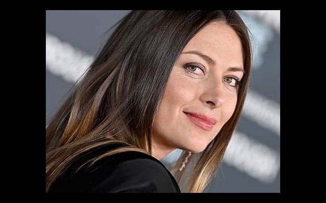 シャラポワ 母として初の誕生日