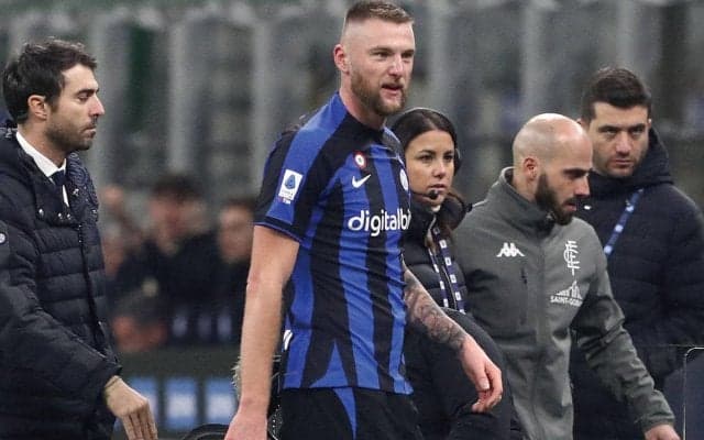 腰痛に悩まされるシュクリニアル、PSGへのフリー移籍が破談となる恐れも