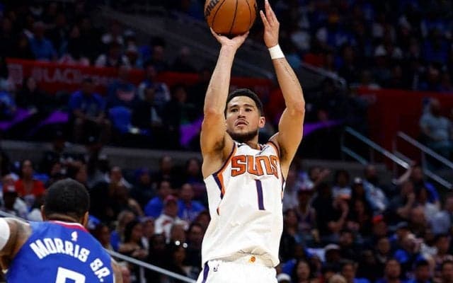 サンズがクリッパーズを退けてシリーズ2勝目…デビン・ブッカーが45得点の大暴れ