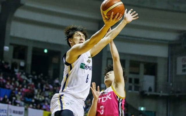 東地区3位を巡る争い、初戦は宇都宮が勝利…13得点の比江島を筆頭に11選手が得点