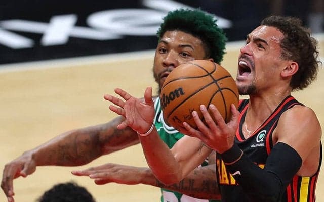 ホークスがセルティックスとの点取り合戦を制して1勝を返す…ヤングがゲームハイ32得点と躍動