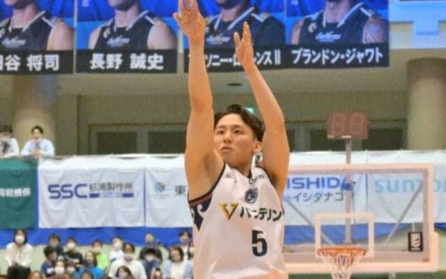 横浜BCが後半に逆転し三河下す…河村が20日ぶりにコートに復帰し14得点マーク