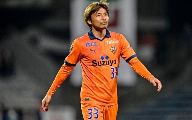 「乾で始まり、乾で終わる」元日本代表MF乾貴士が決めたヘディングゴールが、「でっかいワンツー」と話題に！ サイドチェンジの戻しを押し込んだピッチを広く使った攻撃