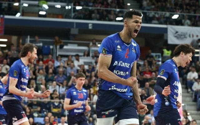 ミラノの石川祐希　プレーオフ準決勝第4戦は2セット先取も逆転負け　勝負は最終第5戦へ