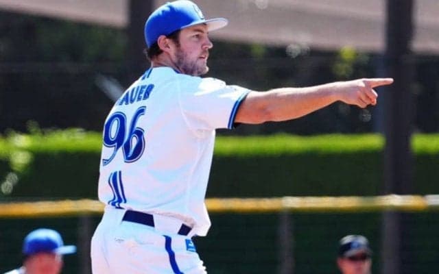 バウアーが「野球に真摯なのが分かる」　日本デビューの裏側に感嘆「見入ってしまう」