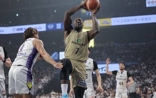 琉球と島根の西地区首位争いが激化…ニュービルの逆転3Pで大阪が滋賀を撃破／4月23日開催 B1試合結果