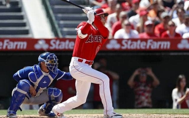 大谷翔平の５号アーチを含む“３者連続弾”に指揮官もご満悦「スーパーマンのように見ている」